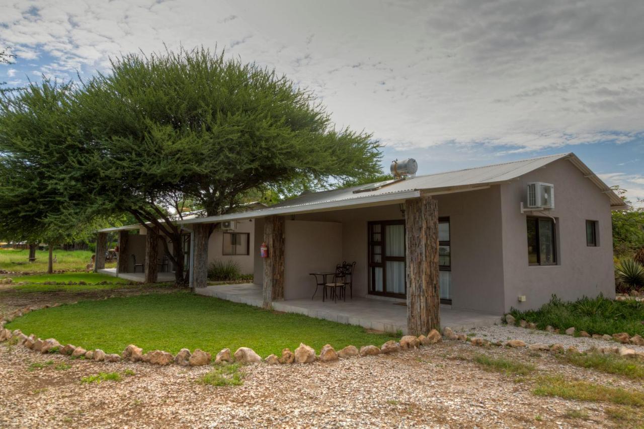 Khoi-Khoi Guesthouse Otavi المظهر الخارجي الصورة