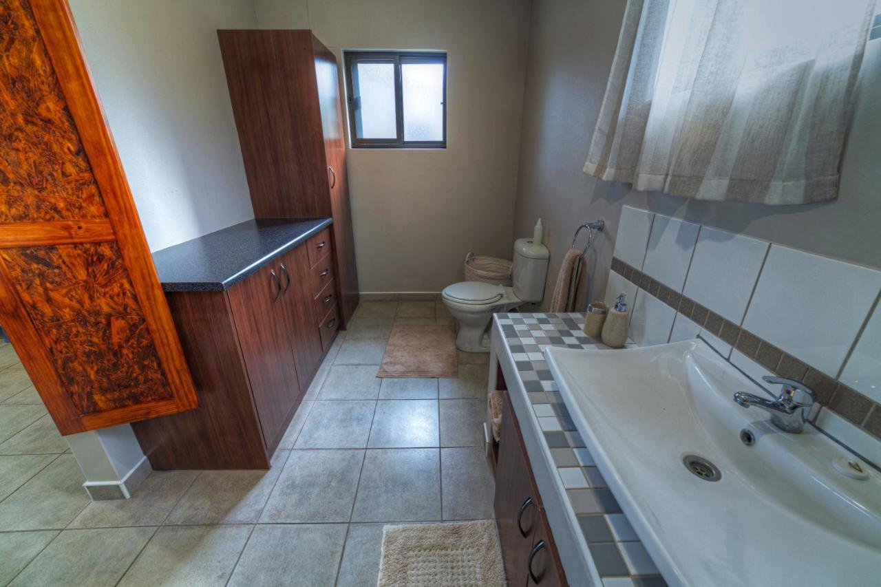 Khoi-Khoi Guesthouse Otavi المظهر الخارجي الصورة