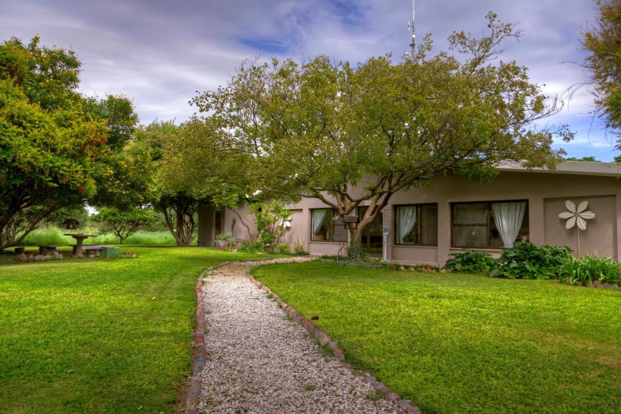 Khoi-Khoi Guesthouse Otavi المظهر الخارجي الصورة